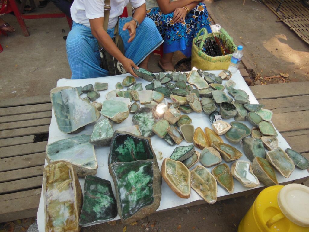 10 places to visit in Mandalay - Jade Market