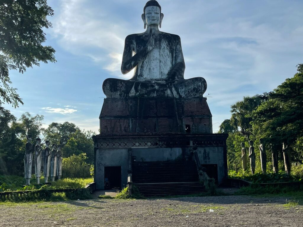 What to do in Battambang - Visit to Phnom Banan Temple