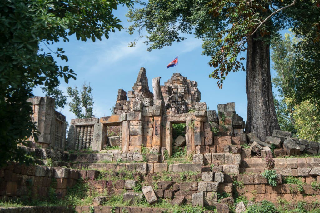 What to do in Battambang - Visit to Wat Ek Phnom Temple