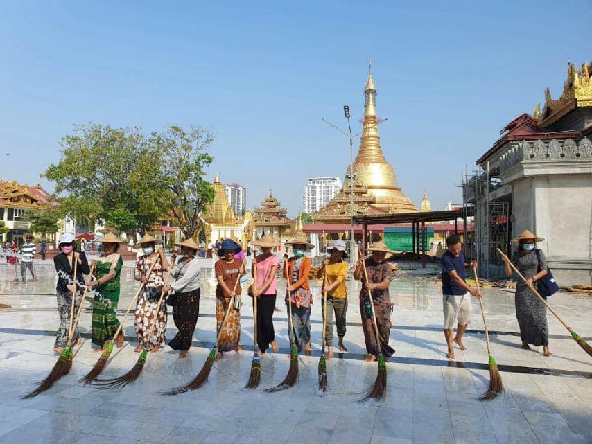 Things to do in Yangon -Botataung Pagoda