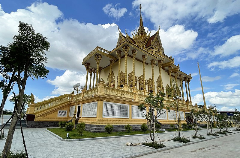 Kampong Cham - Wat Preah Theat