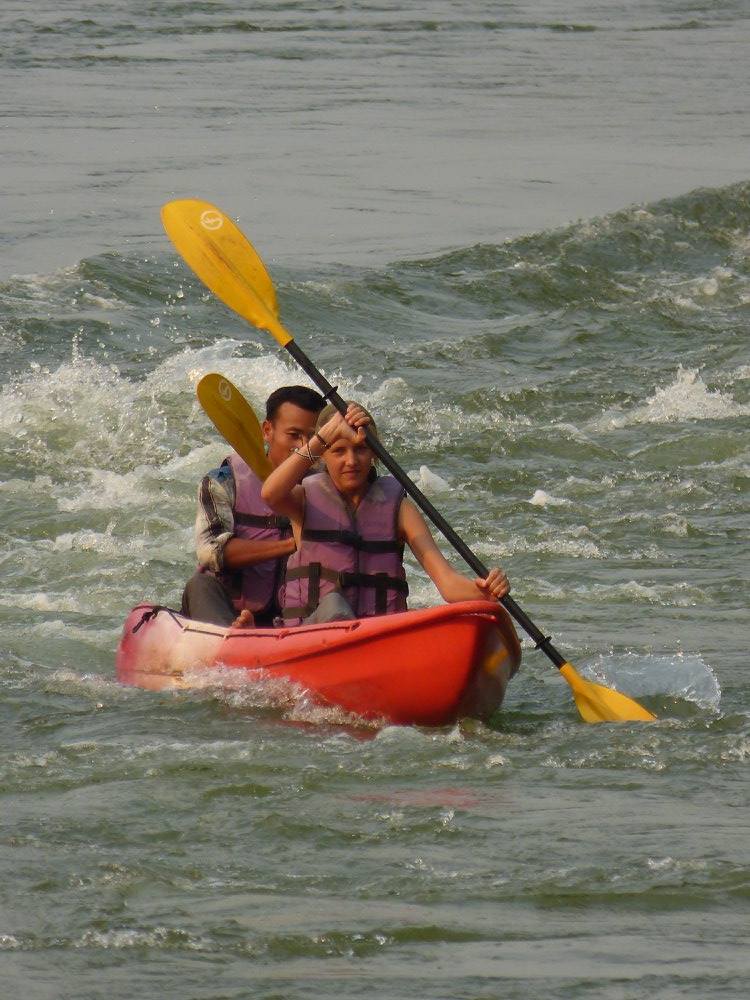 Noong Khiaw Laos - Kayaking