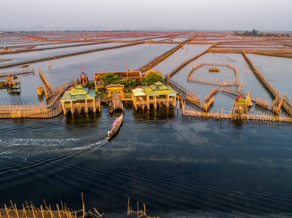 Tam Giang lagoon, Hue of Vietnam