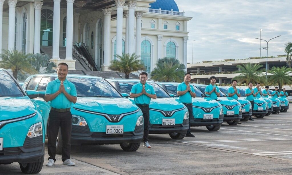 Electric Taxis in Vientiane - Xanh SM Laos with 5-Star Service