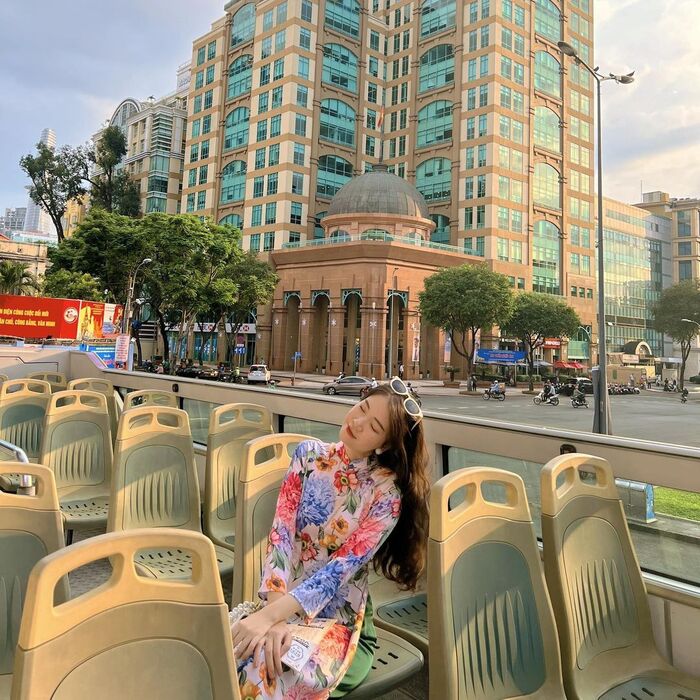 Saigon double-decker bus : The Hop On Hop Off bus