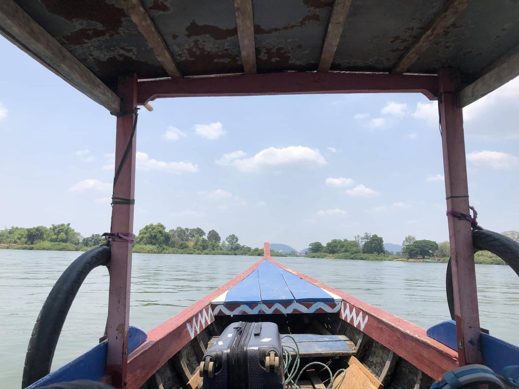Boat trip in Si Phan Don, Laos (Nha Uyen)