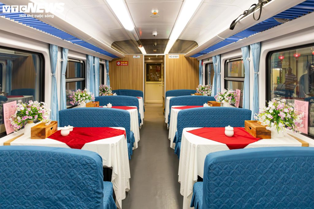 Jinxin Train Vietnam Hanoi - Dong Hoi Route (Source VTC News)