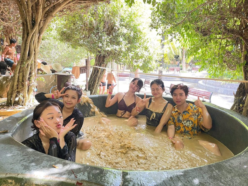 Nha Trang Vietnam - Mineral mud bath