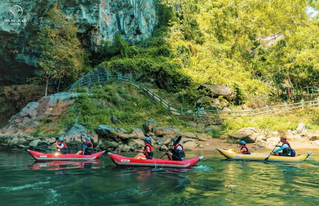 Phong Nha Ka Bang National Park - Kayaking