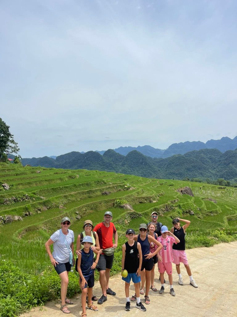 A tourist group in the North of Vietnam (Source: Tat Huong Nguyen)