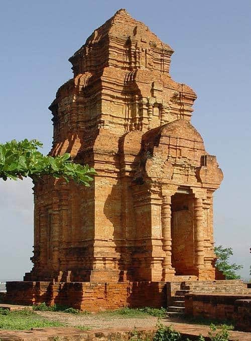 Mui Ne Beach Travel Guide - Po Shanu Cham Towers (Arthistory Saliha Unal)