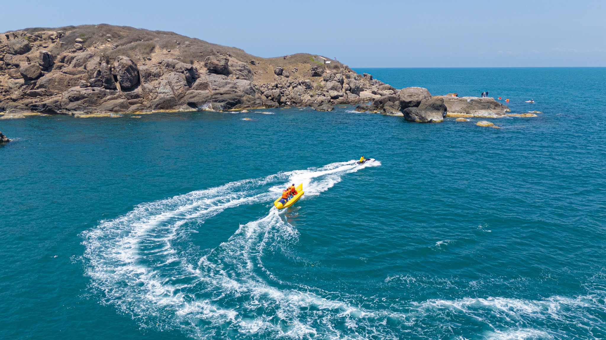 Mui Ne Beach Travel Guide - Water Sports