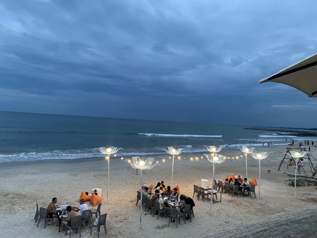 Quang Tri Travel Guide - Cua Tung Beach