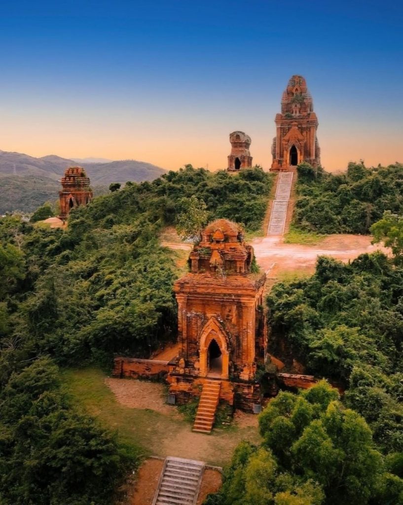 Visit to the Cham Towers in Quy Nhon